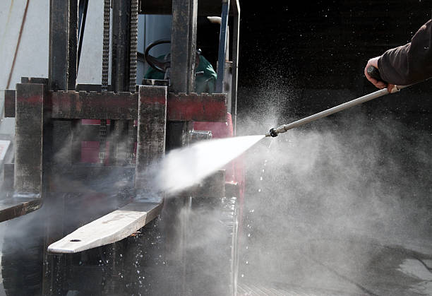 Why Choose Our Certified Pressure Washing Experts for Your Project Needs in Sylvan Springs, AL?